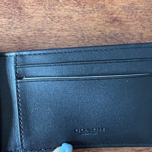 Coach Compact Billfold - Picture 5 of 5
